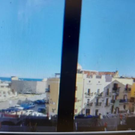 アパート Second Floor No Elevator